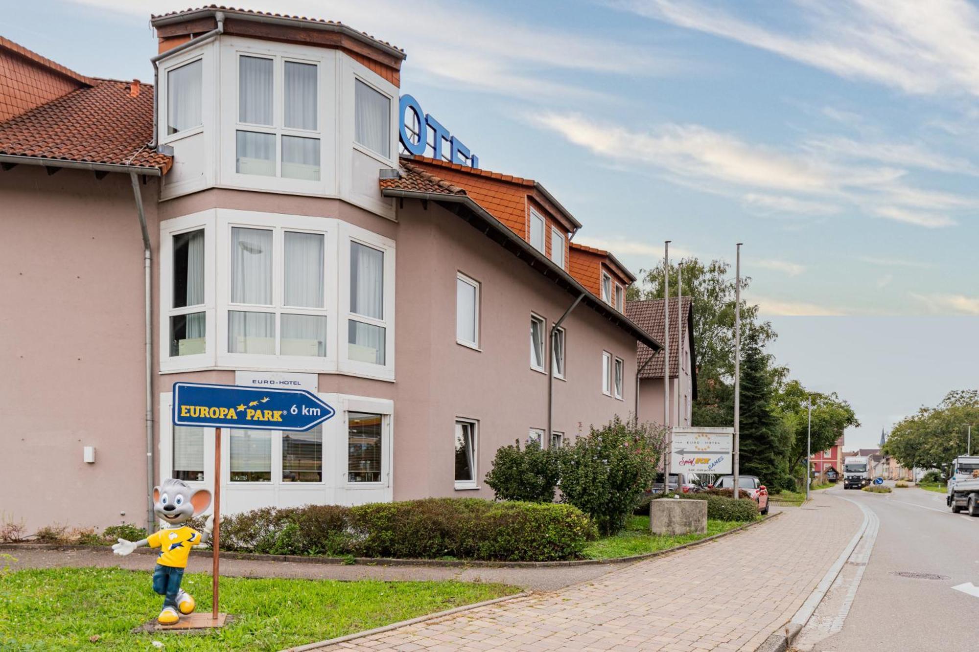 Euro-Hotel Капел-Графенхаузен Екстериор снимка
