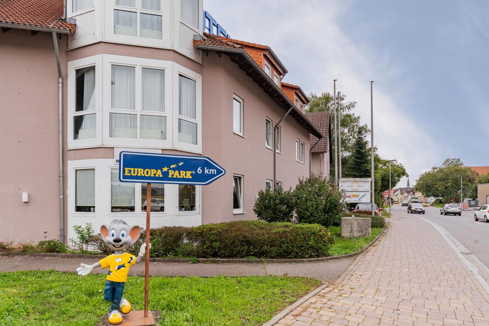 Euro-Hotel Капел-Графенхаузен Екстериор снимка