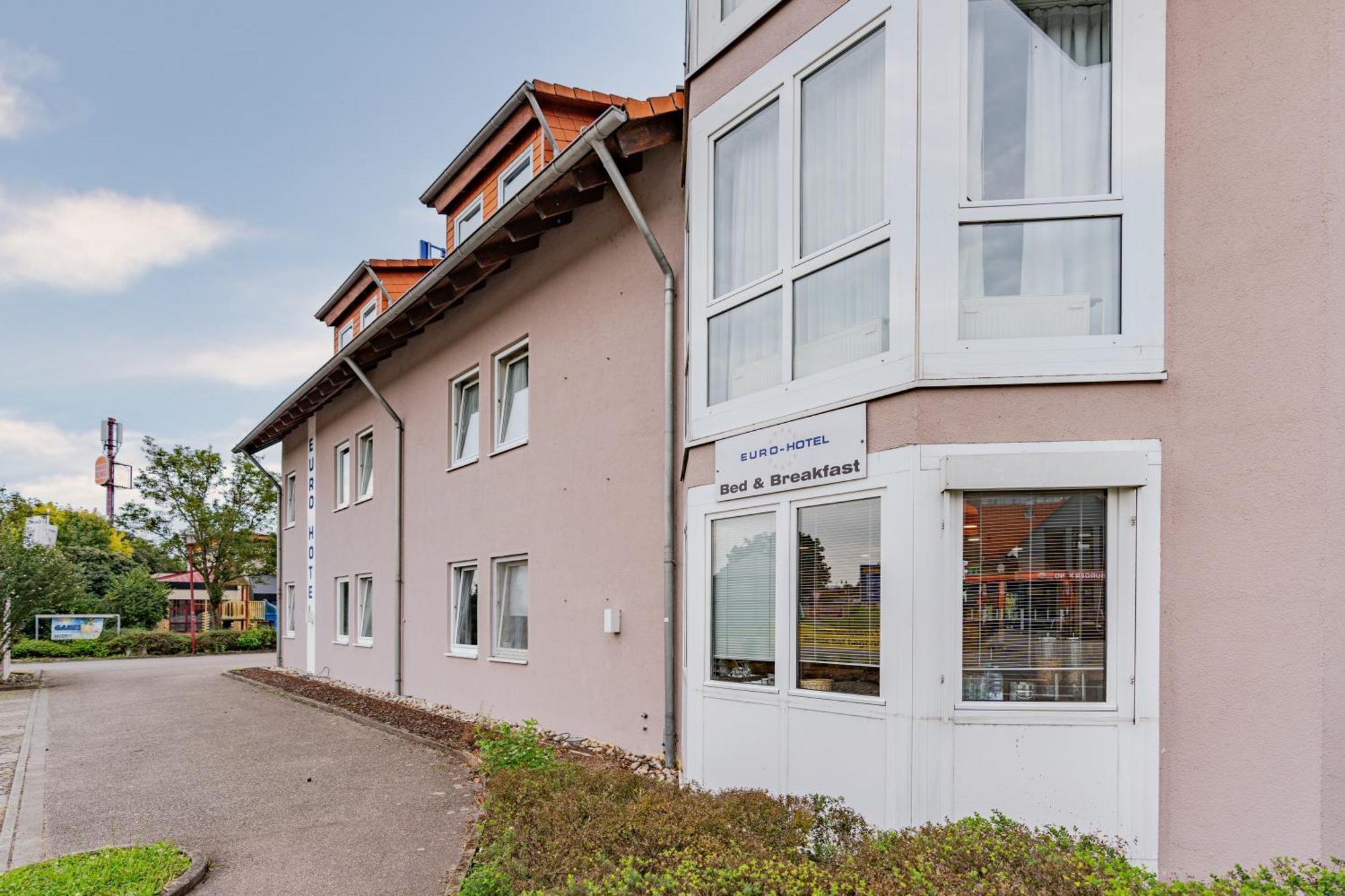 Euro-Hotel Капел-Графенхаузен Екстериор снимка