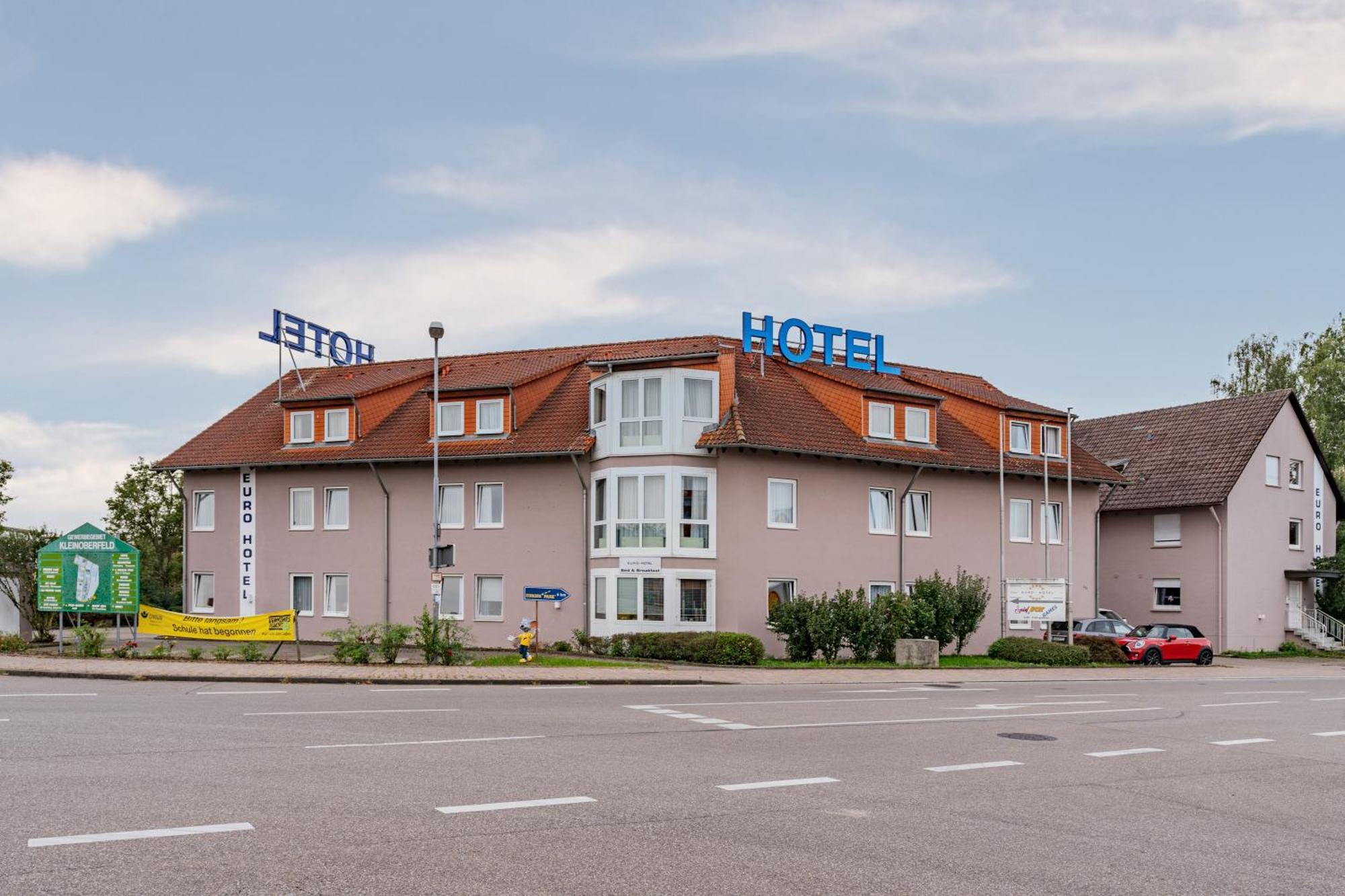 Euro-Hotel Капел-Графенхаузен Екстериор снимка